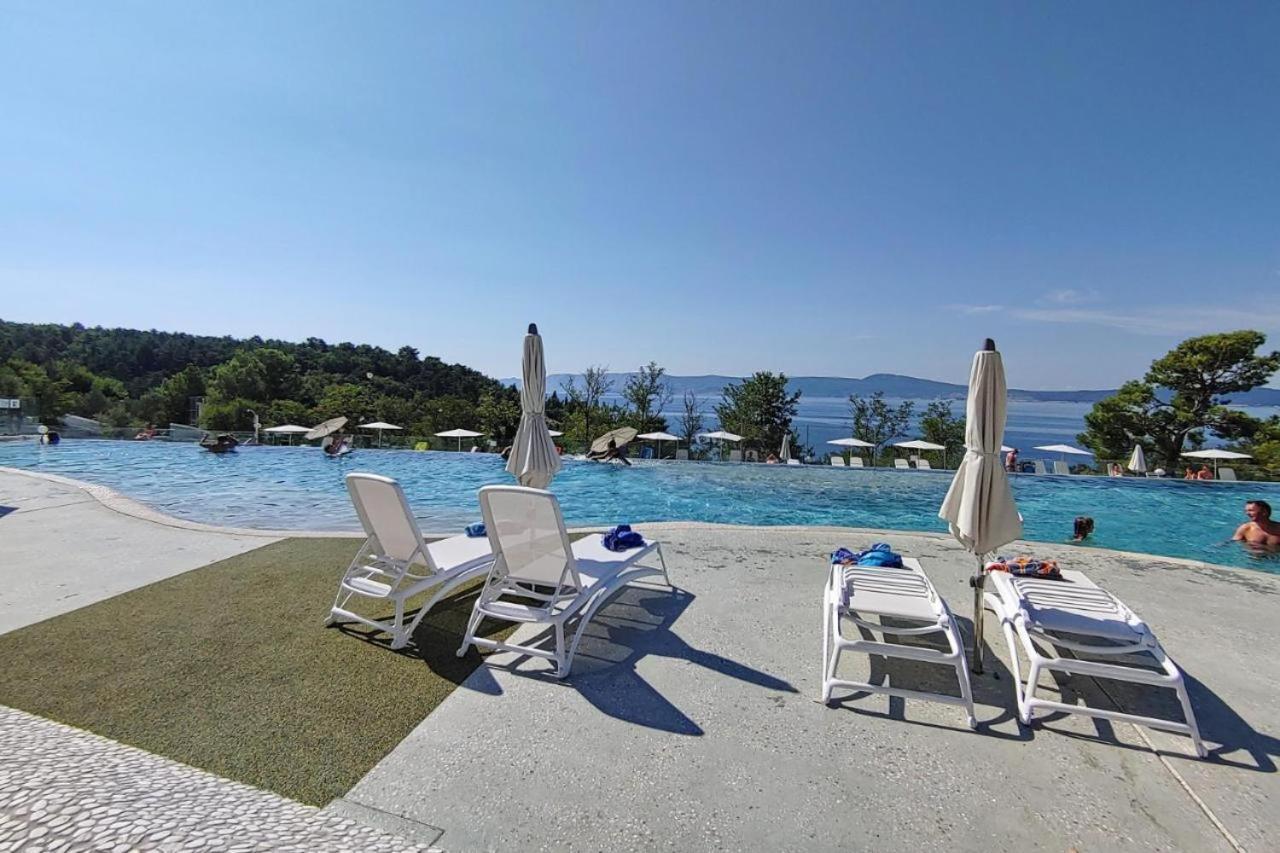Sea House Pool & Jacuzzi - Privilege Point &