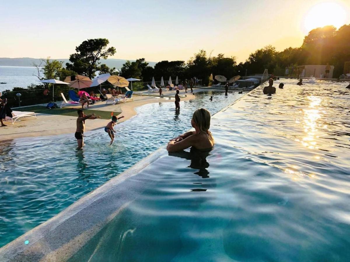 Sea House Pool & Jacuzzi, Bikes, Sup - Privilege Point & *